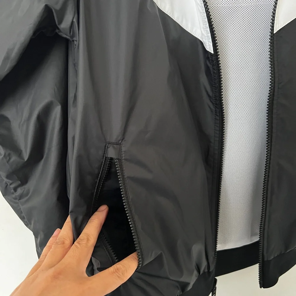 Nike Two-Tone Windbreaker Jacket - Picture 3 of 8